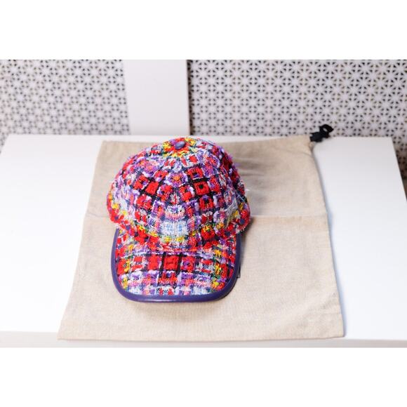 Gucci Red Tweed Multi-Color Leather Trim Baseball Cap (Size S) RRP $860 - Picture 5 of 8